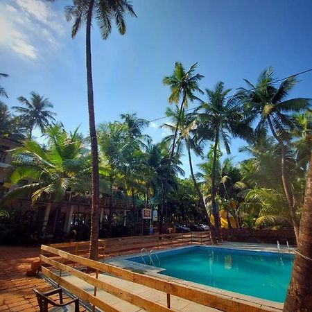 Mālvan Coconut Garden Beach House מראה חיצוני תמונה